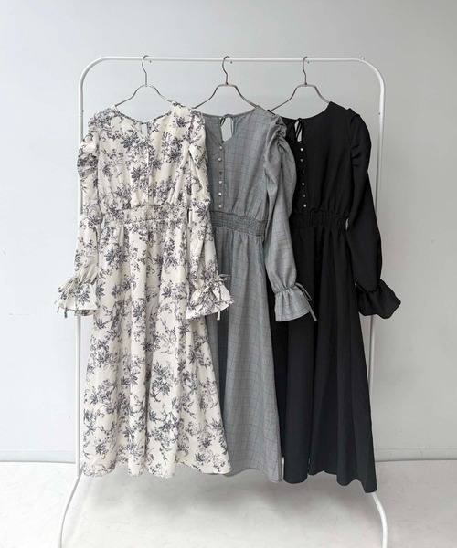 AS KNOW AS（アズノゥアズ） ワンピースパワショルキラ釦ワンピース