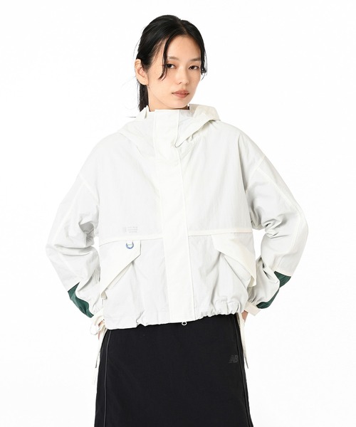 【美品】new balance レディース ダウン デタッチャブル ブルゾン New Balance（ニューバランス） ブルゾン アウター フーデットタスラン