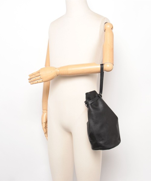 ONE.（ワンドット） ハンドバッグ 「ONE.ワンドット」One-Handle