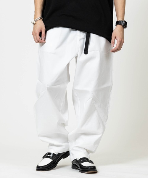 ブルネロクチネリ テーパードワイドデニムパンツ 白 サイズ36*QD29 JOHN'S CLOSET（ジョンズクローゼット） ワイドパンツ ジーンズ 「50