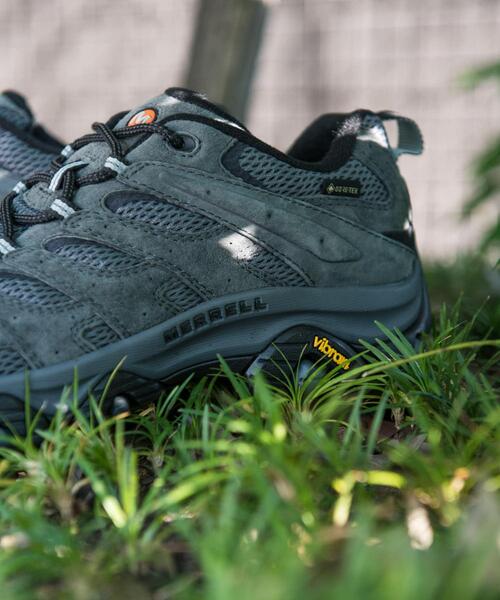 「MERRELL」 ローカットスニーカー 27 グレー メンズの画像