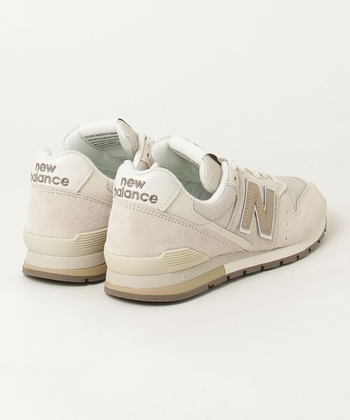 「New Balance」 ローカットスニーカー 23.5cm ナチュラル レディースの画像