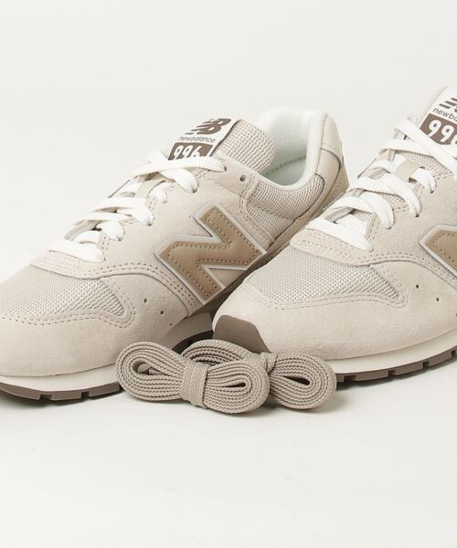 「New Balance」 ローカットスニーカー 23.5cm ナチュラル レディースの画像