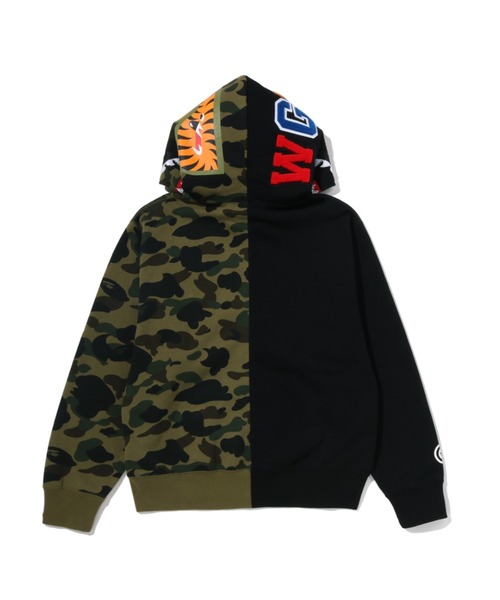 A BATHING APE（アベイシングエイプ） パーカー 1ST CAMO CRYSTAL