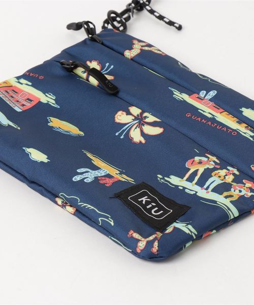 kiu ウォータープルーフ　サコシュ 61tqcyTseYL._UF894,1000_QL80_.jpg