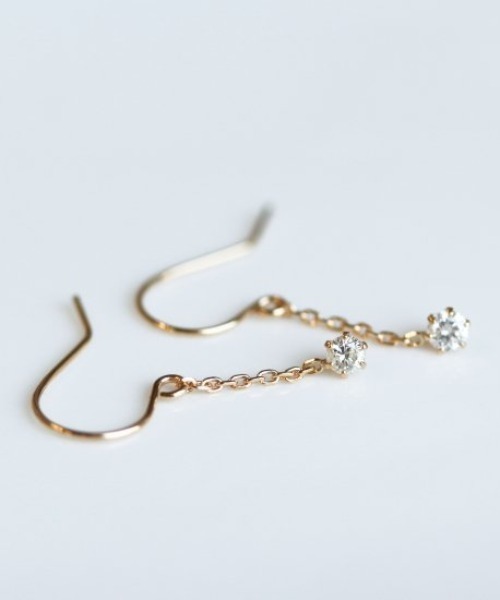ピアス 一石 ダイヤモンド 0.1ct フック ピアス| K18 レディースの画像