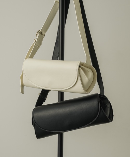 NEUNA（ヌナ） ウエストポーチ ウエストバッグ ミニマルレザーバッグ