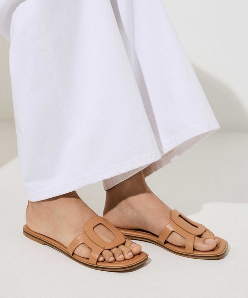【CHARLES&KEITH】カットアウト スライドサンダル CHARLES & KEITH カットアウト スライドサンダル