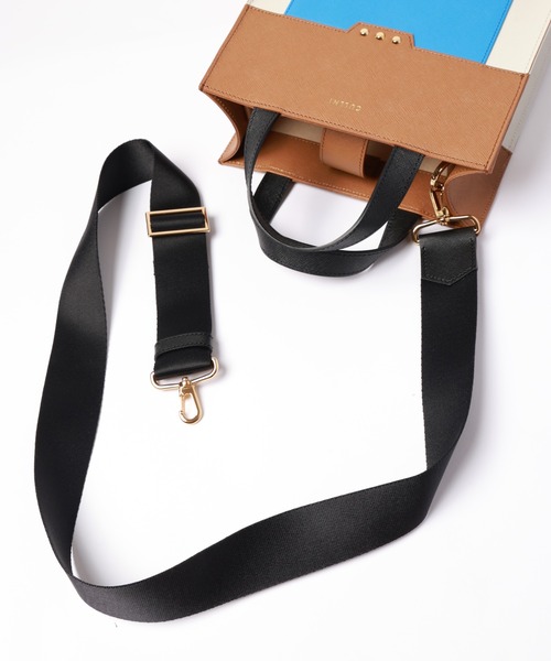 CULLNI ショルダーバッグ Leather vertical mini tote bag