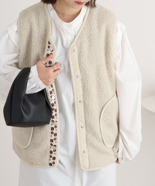 ベスト ジレ EMAGO コーヒー豆刺繍リバーシブルベスト レディース