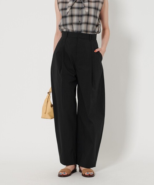 25SS今季新品 接触冷感 BEAUTY&YOUTH タック カーブパンツ BEAUTY&YOUTH UNITED ARROWS パンツ タック カーブパンツ -接触