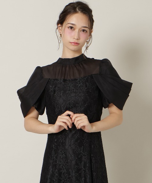 【美品】ウィルフリー オケージョン シアーモチーフ レース ワンピース 黒 美品】ウィルフリー オケージョン シアーモチーフ レース ワンピース