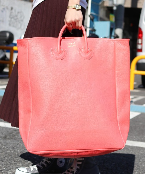 「YOUNG\u0026OLSEN The DRYGOODS STORE」 ハンドバッグ FREE ベージュ レディースの画像