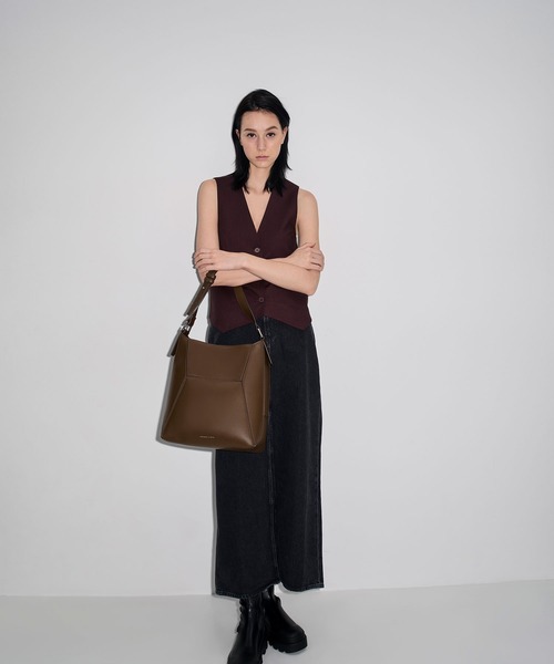 「CHARLES \u0026 KEITH」 トートバッグ L ベージュ レディースの画像