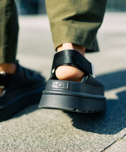 UGG Australia（アグオーストラリア） サンダル W GOLDENGLOW TOGGLE