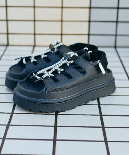 UGG Australia（アグオーストラリア） 厚底 ugg サンダル W GOLDENGLOW