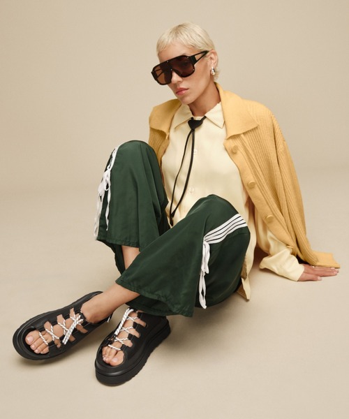 UGG Australia（アグオーストラリア） サンダル W GOLDENGLOW TOGGLE