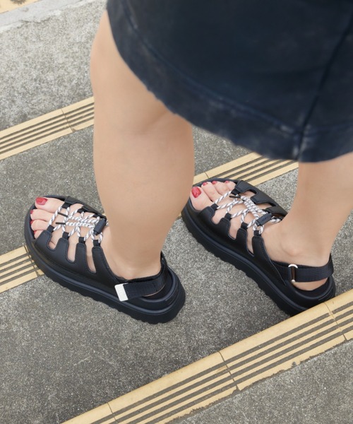 UGG Australia（アグオーストラリア） サンダル W GOLDENGLOW TOGGLE