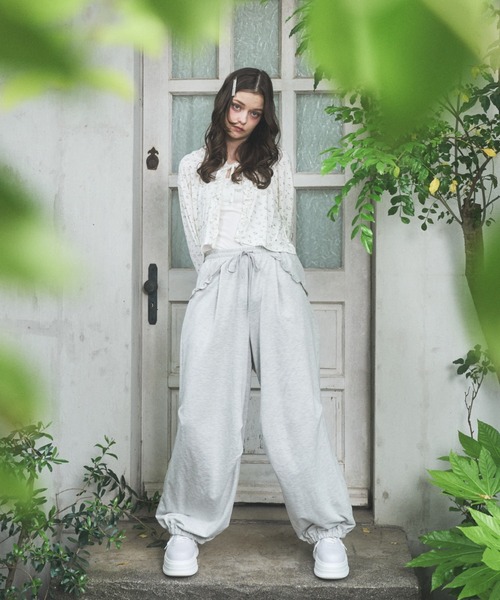 lovilyn ラヴィリン エンジェルモチーフスウェットパンツ Lovilyn スウェットパンツ ジャージ 「初販即完」UVカットフリル
