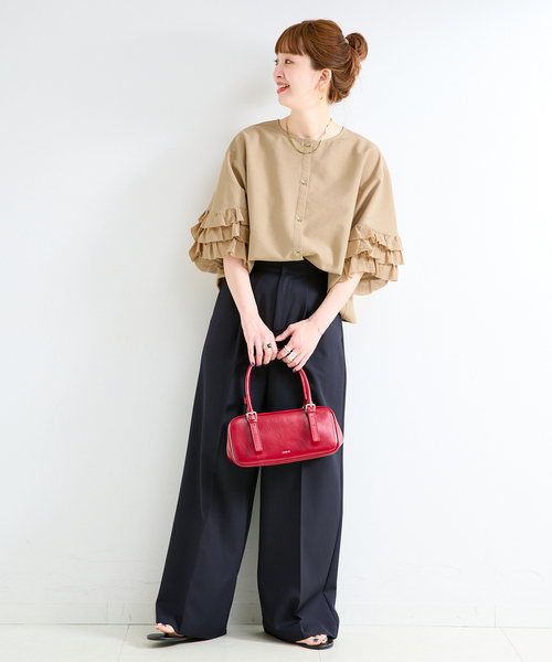 【美品】COLUMN フリル袖 ブラックシャツ 半袖 B.C STOCK（ベーセーストック） ブラウス シャツ 半袖 「追加」手洗い