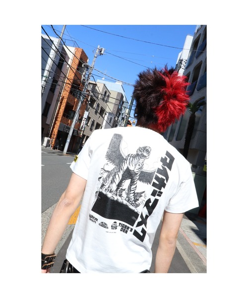 tシャツ 原作版「タイガーマスク」VSコンビクト（囚人バニラホワイト