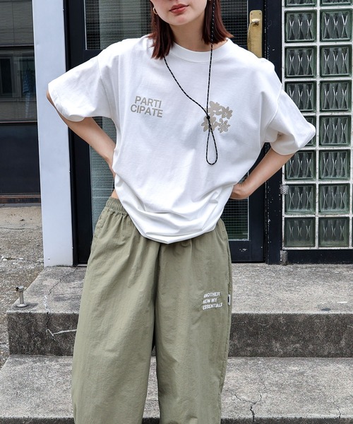 tシャツ プリント半袖Tシャツ レディース ANME tシャツ 前後ロゴ入りフラワープリント半袖Tシャツ