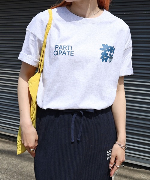 【美品】TSURU By MARIKO OIK フラワープリント 半袖トップス 美品】TSURU By MARIKO OIK フラワープリント 半袖トップス 2025年最新