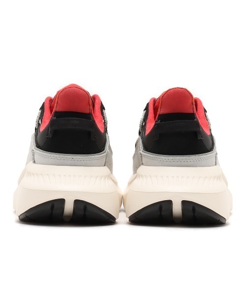 UGG Australia（アグオーストラリア） スニーカー UGG CA805 V2 REMIX