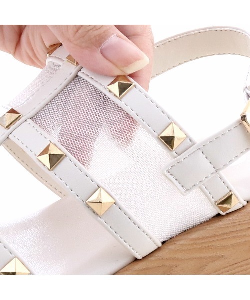 ホワイトスタッズ厚底サンダル 再入荷】スタッズ厚底サンダル | Daisy