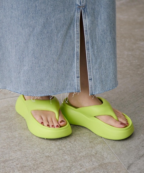 【VETEMENTS】トングサンダル デシグアル Desigual 厚底 トングサンダル （グレー/ブラック