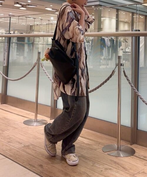 <お値下げ>ear PAPILLONNER バンドカラープリントブラウス ear PAPILLONNER ブラウス シャツ バンドカラープリント半袖