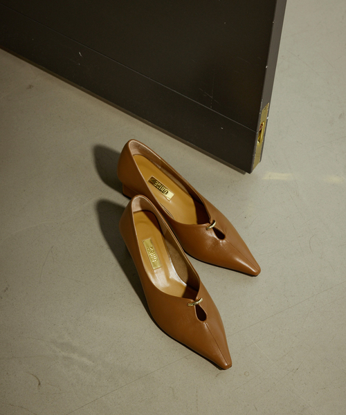 Le Talon GRISEローヒール Le Talon GRISE パンプス GRISE5cmレザーカットアウトパンプス