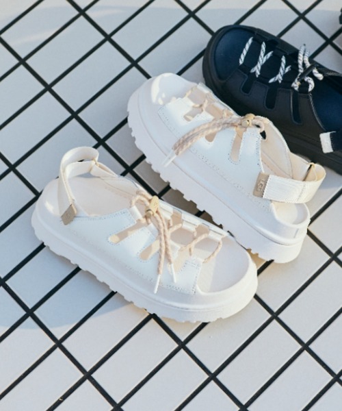 UGG Australia（アグオーストラリア） サンダル W GOLDENGLOW TOGGLE