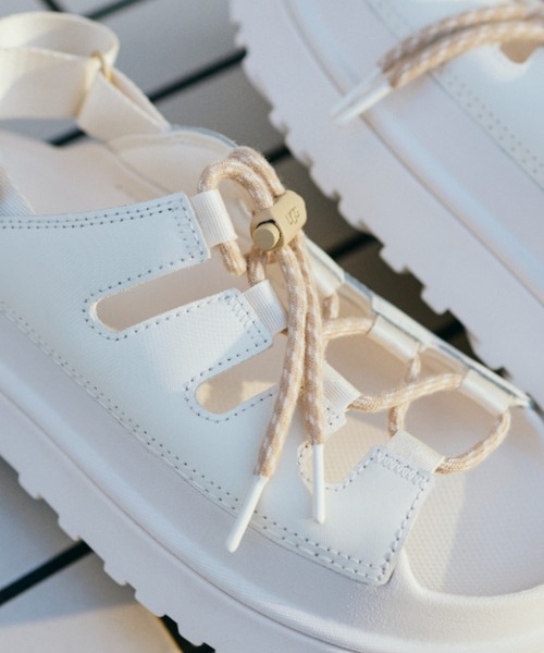 UGG Australia（アグオーストラリア） サンダル W GOLDENGLOW TOGGLE