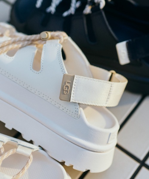 UGG Australia（アグオーストラリア） サンダル W GOLDENGLOW TOGGLE