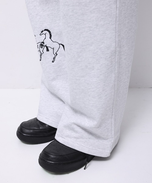 keshi スウェットパンツ スウェットパンツ ジャージ HORSE” Tsuguya Ishii レディース