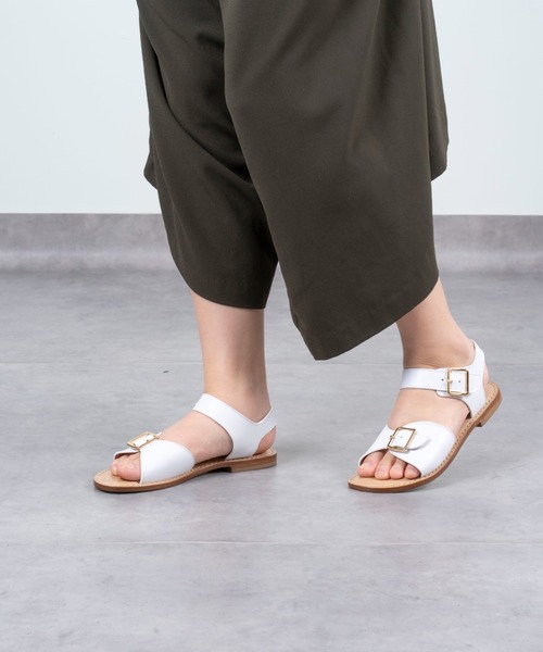 CORSO ROMA9. レザーサンダル CORSO ROMA，9(コルソローマ ノーヴェ)のレザーサンダル通販