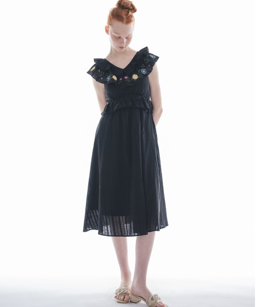 ワンピース flower embroidery onepiece／花柄刺繍フリルワンピース
