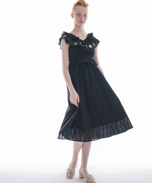 ワンピース flower embroidery onepiece／花柄刺繍フリルワンピース