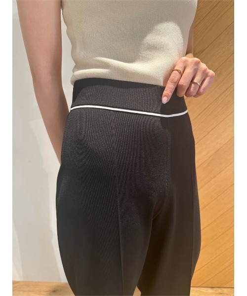 ESTNATION / エストネーション | ESSENCEOFLUXURY ロービングハンドニット | F | ブラック | レディース ESTNATION（エストネーション） パンツ ESTNATION / セミフレアニット