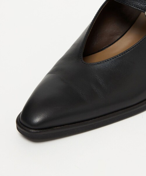 ODETTE E ODILE（オデット エ オディール） パンプス ベルトカバー