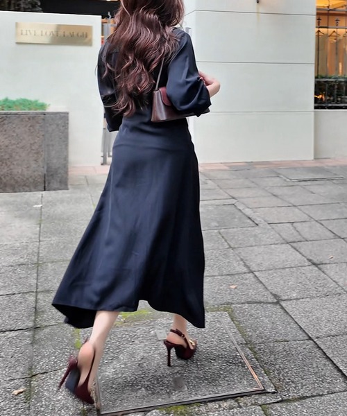 Christian Dior セットアップ風　ワンピース　レディース　ブラック セール】カジュアルながら女性らしく快適に着用できるセットアップ