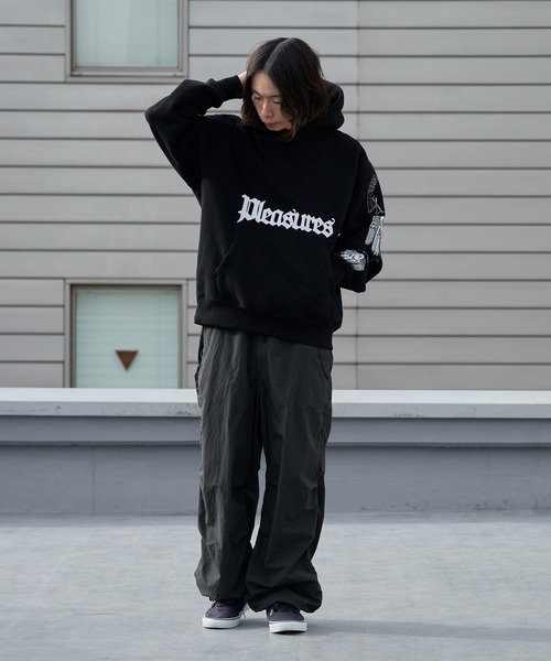 PLEASURES（プレジャーズ） パーカー ANGEL DEMON HOODIE