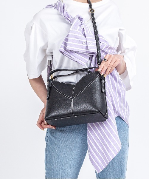 AULENTTI（オウレンティ） ショルダーバッグ バッグ 「AULENTTI