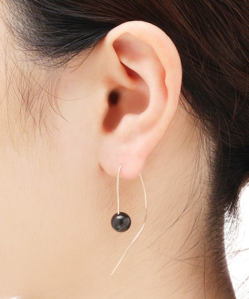 COCOSHNIK ピアス K10オニキス S字フックピアス(大) レディース