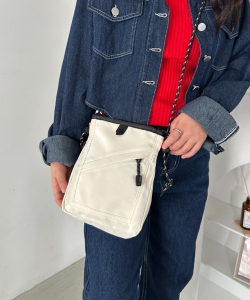 【人気商品】コーチ　ワンショルダー　ボディバッグ　F72226 サコッシュ 印象のデザイン 【人気商品】コーチ ワンショルダー ボディバッグ