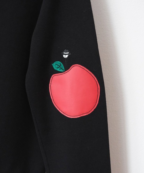 CASA PICONE カーサピッコーネ　りんご　ニット　カーディガン CASA PICONE カーディガン ニットカーディガン（Apple