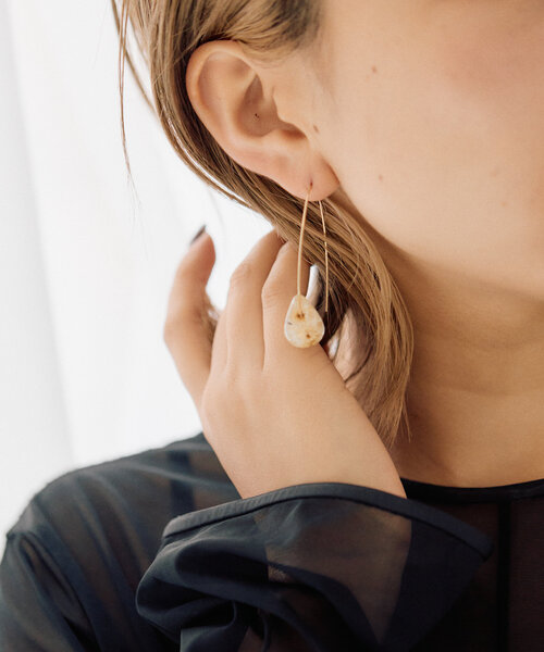 ear PAPILLONNER ピアス インサイドフラワーピアス レディース