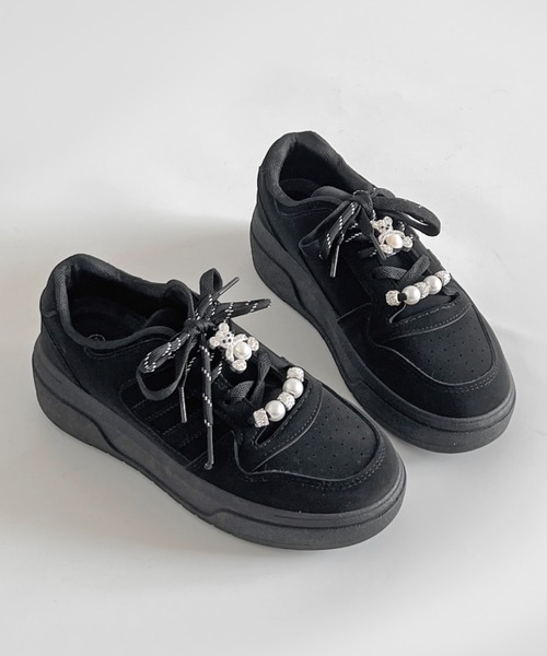 Shoes in Closet（シュークロ） スニーカー 厚底 パールチャーム付