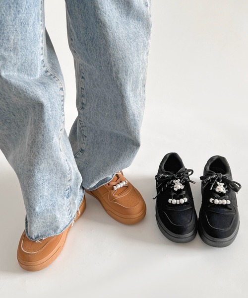 Shoes in Closet（シュークロ） スニーカー 厚底 パールチャーム付